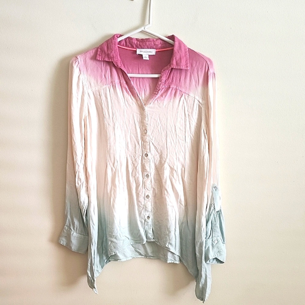 Vintage America Pink Peachy Blue Umbre Button Down Shark Bite Hem Blouse